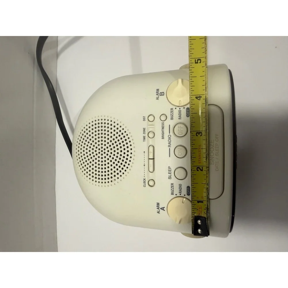 Sony Dream Machine ICF-C318 FM/AM Dual Alarm Clock Radio White Green LED Display